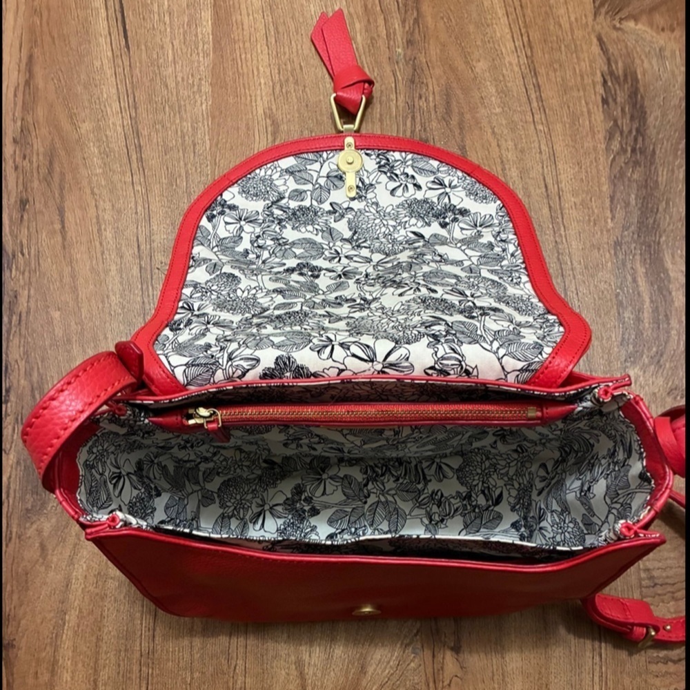 Vera Bradley Carson Leather Saddle Bag in Canyon Sunset Like New Condition - Picture 6 of 14